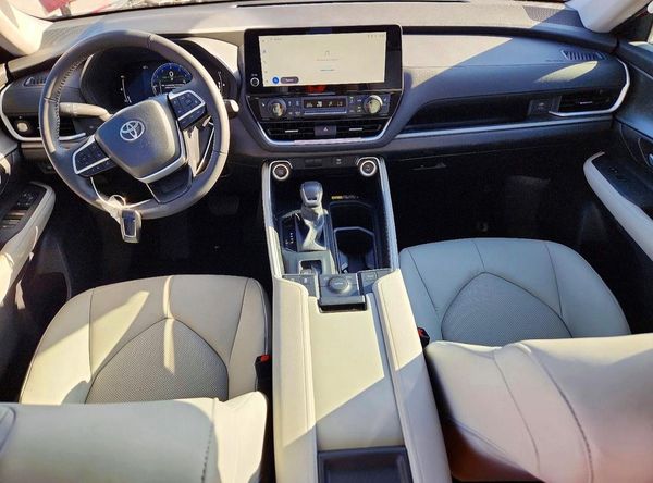 2026 TOYOTA GRAND HIGHLANDER