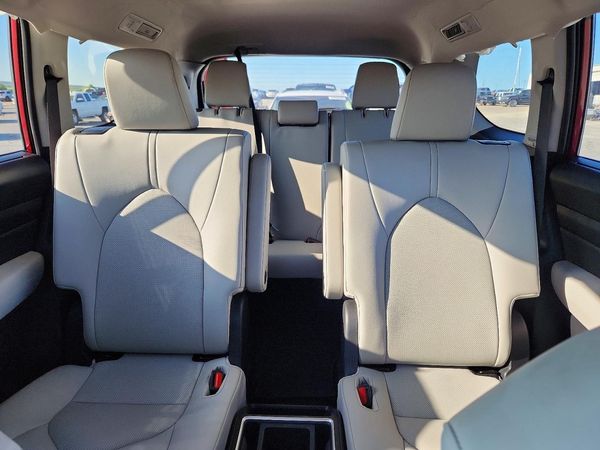 2026 TOYOTA GRAND HIGHLANDER