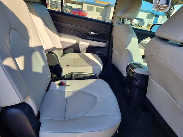 2026 TOYOTA GRAND HIGHLANDER