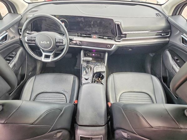 2023 KIA SPORTAGE SX-PRESTIGE or SX-P