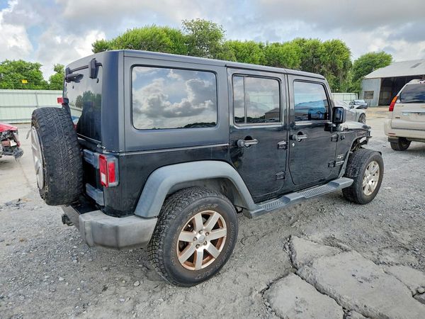 2018 JEEP WRANGLER UNLIMITED Unlimited Sahara