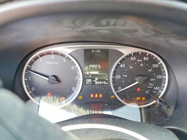 2024 NISSAN KICKS S