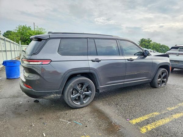 2022 JEEP GRAND CHEROKEE L LAREDO 4X4