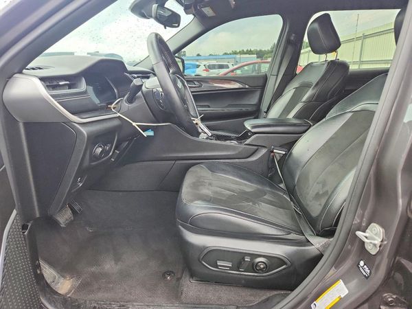 2022 JEEP GRAND CHEROKEE L LAREDO 4X4
