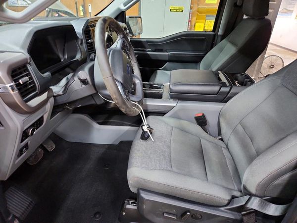 2025 FORD F150 XLT