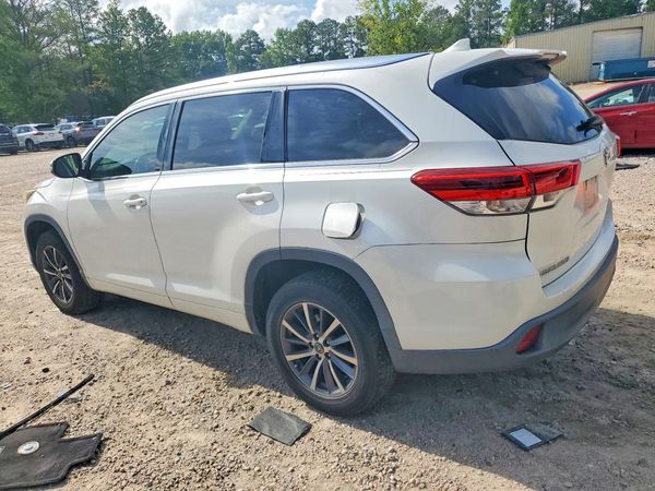 2017 TOYOTA HIGHLANDER SE/XLE
