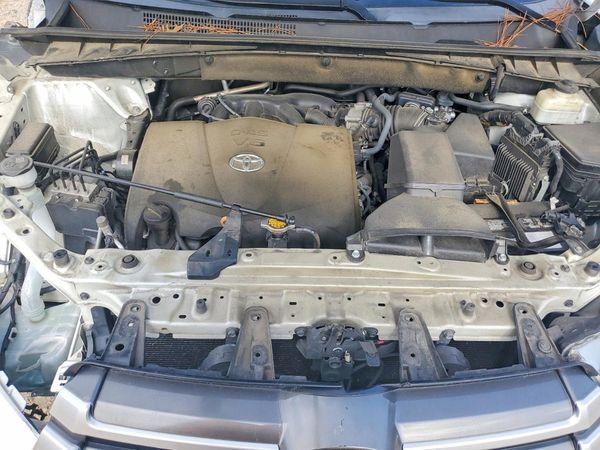 2017 TOYOTA HIGHLANDER SE/XLE