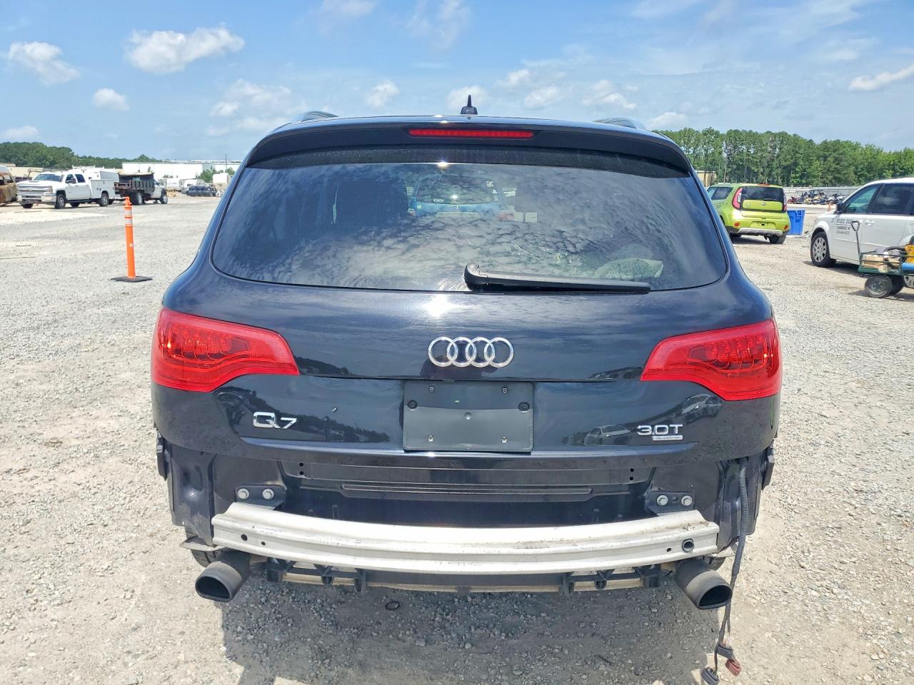 2015 AUDI Q7 Premium Plus