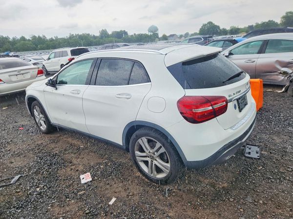 2020 MERCEDES-BENZ GLA GLA250-4M