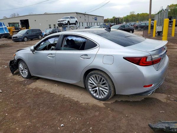 2016 LEXUS ES