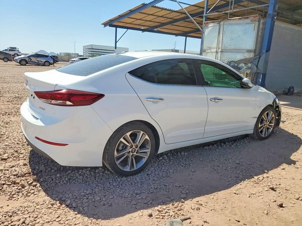 2017 HYUNDAI ELANTRA