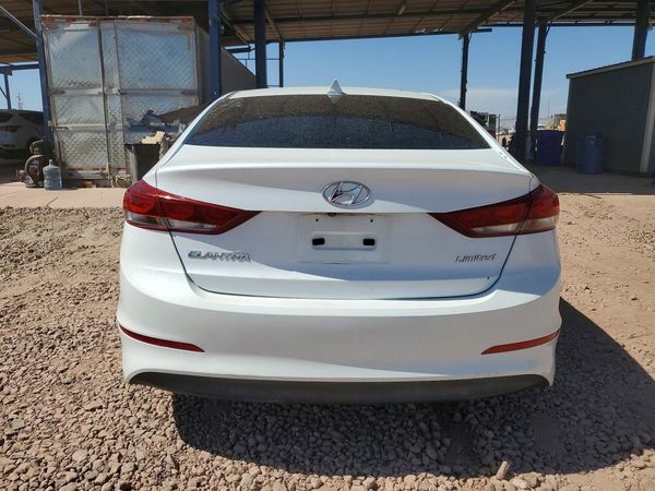 2017 HYUNDAI ELANTRA