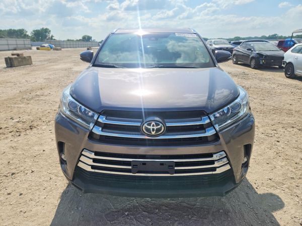 2019 TOYOTA HIGHLANDER