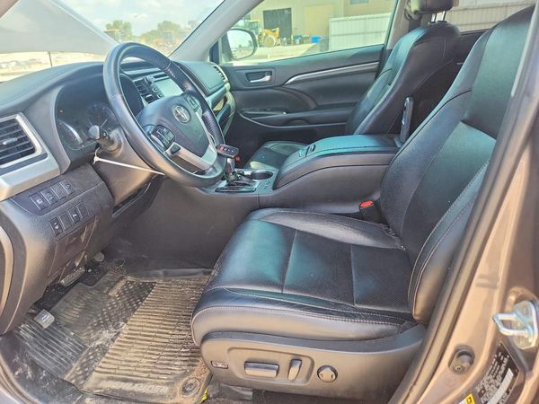 2019 TOYOTA HIGHLANDER