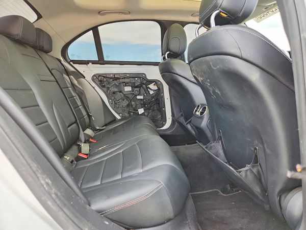 2015 MERCEDES-BENZ C 4-MATIC