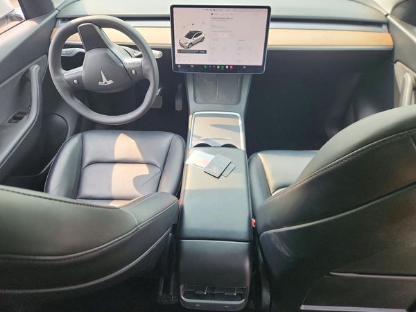 2021 TESLA MODEL Y