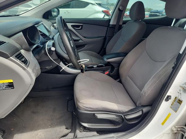 2016 HYUNDAI ELANTRA