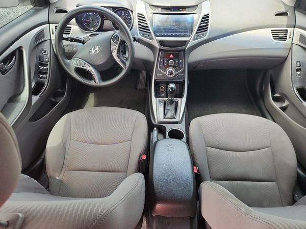2016 HYUNDAI ELANTRA