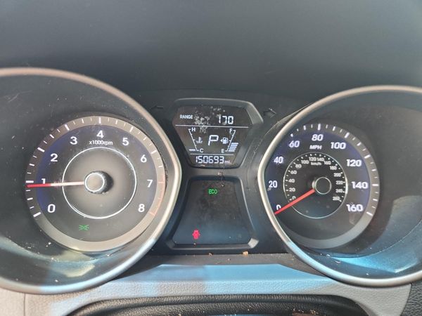 2016 HYUNDAI ELANTRA