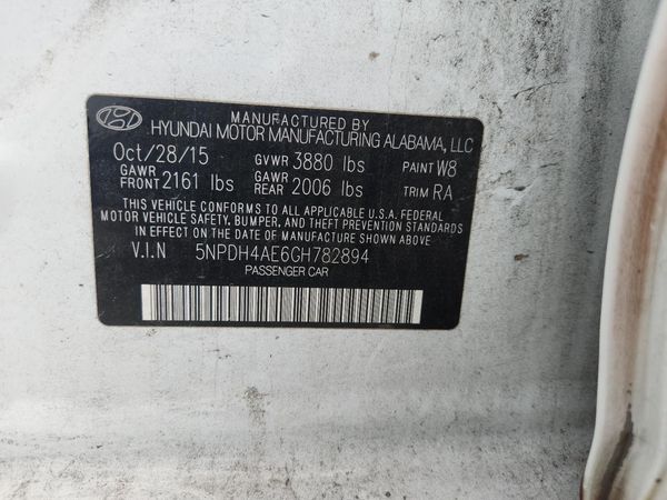 2016 HYUNDAI ELANTRA