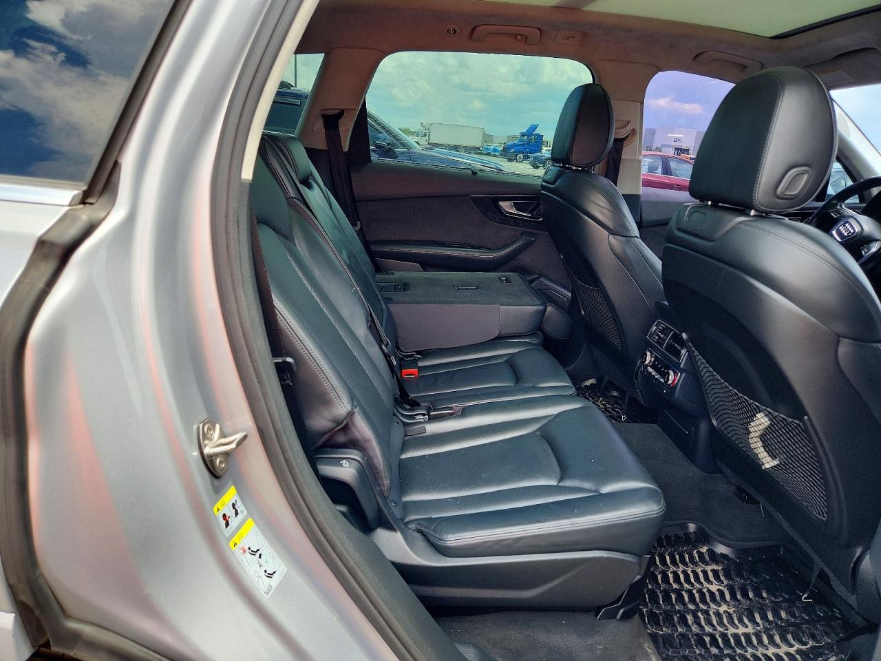 2017 AUDI Q7 quattro Prestige