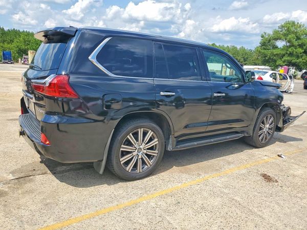 2017 LEXUS LX