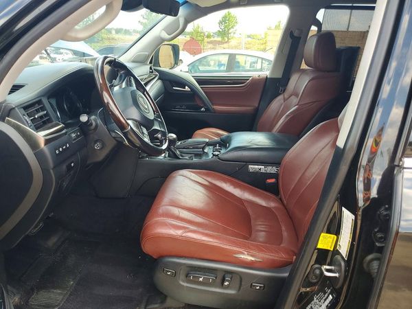 2017 LEXUS LX