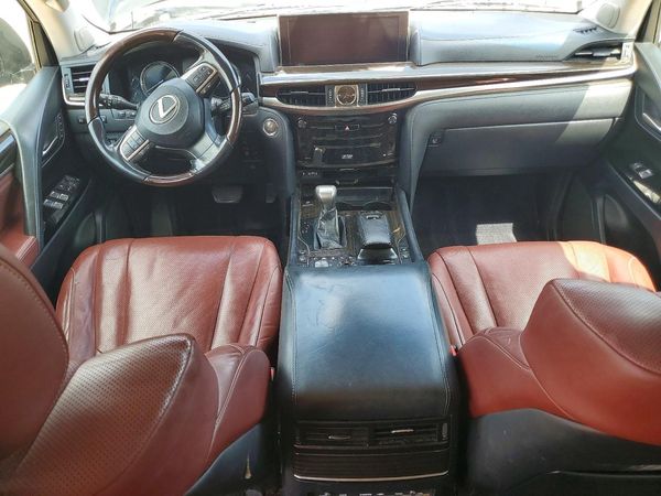 2017 LEXUS LX