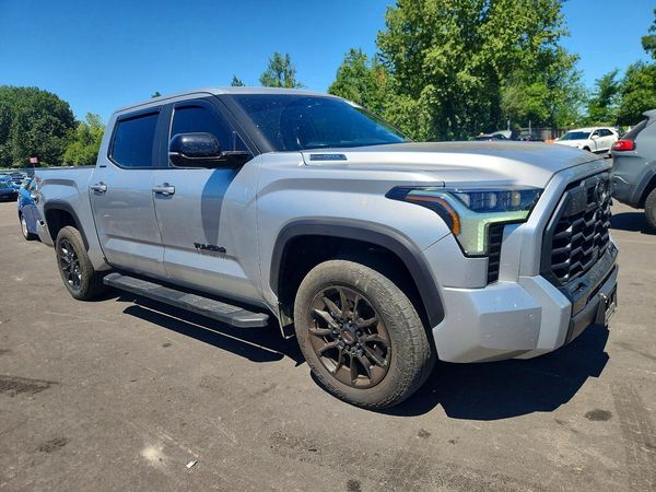 2025 TOYOTA TUNDRA