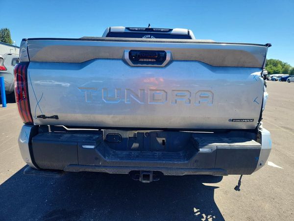2025 TOYOTA TUNDRA