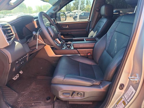 2025 TOYOTA TUNDRA