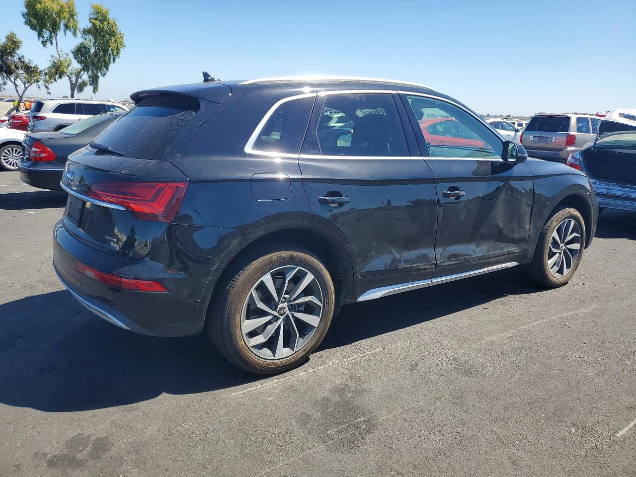2021 AUDI Q5 quattro Premium Plus