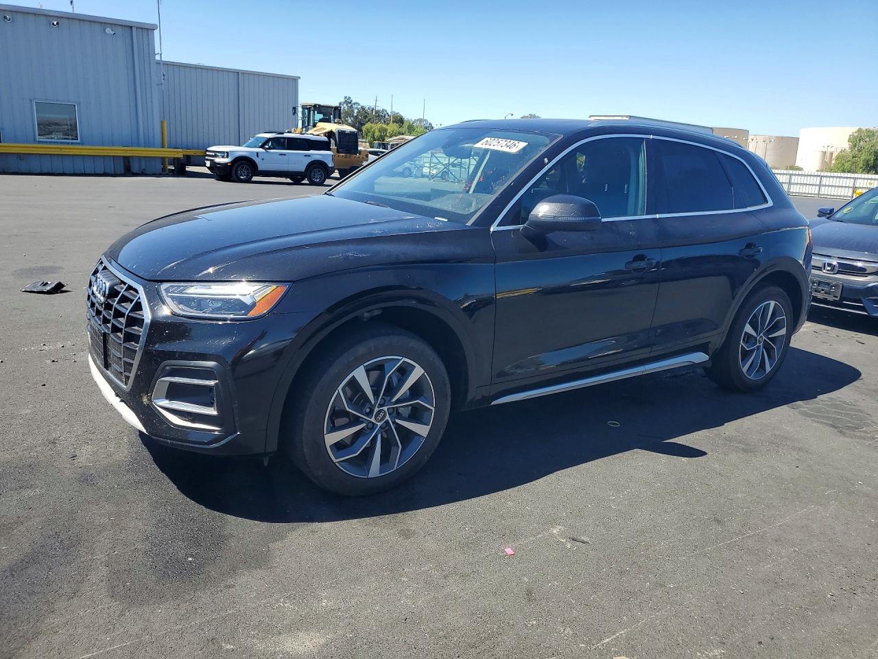 2021 AUDI Q5 quattro Premium Plus
