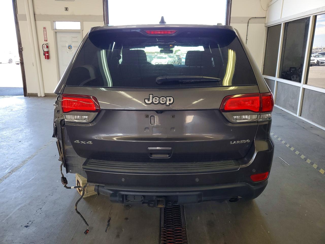 2021 JEEP GRAND CHEROKEE LAREDO 4X4