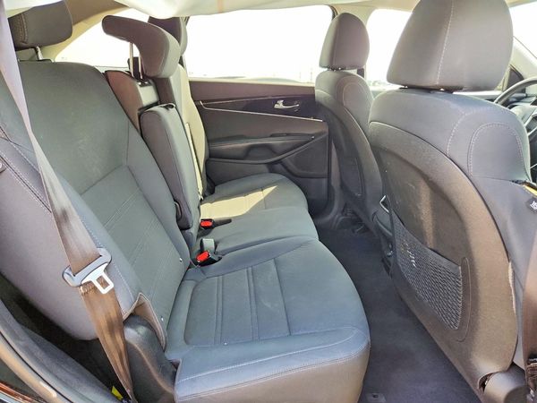 2020 KIA SORENTO L, LX, S