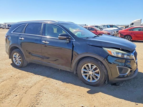 2017 KIA SORENTO L, LX