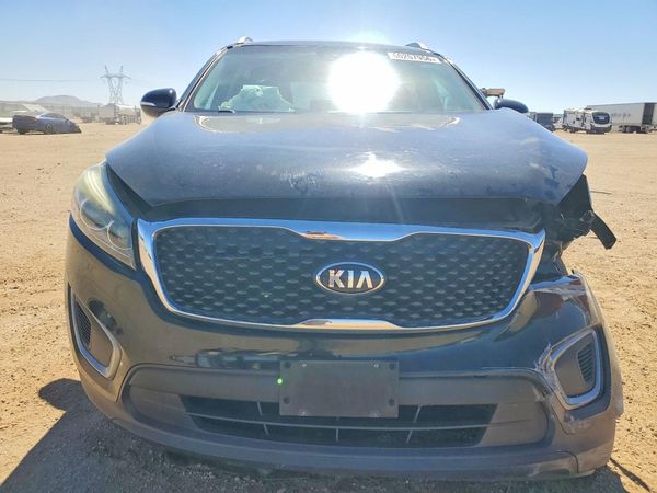 2017 KIA SORENTO L, LX