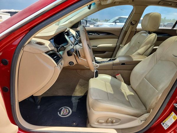 2015 CADILLAC CTS Luxury