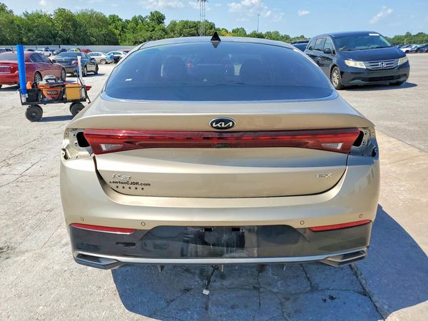 2021 KIA K5 EX