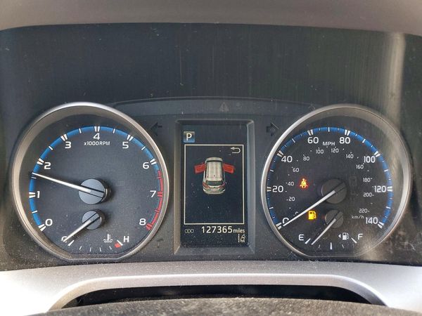 2017 TOYOTA RAV4 LE