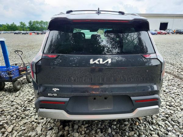 2024 KIA EV9 Wind