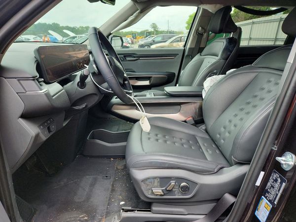 2024 KIA EV9 Wind