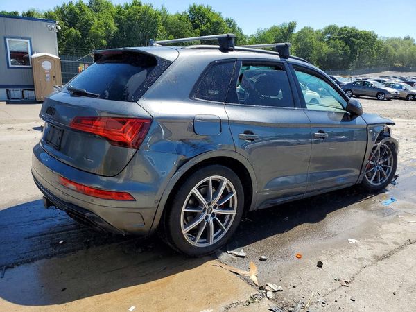 2024 AUDI Q5 E