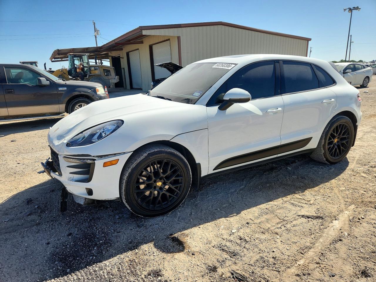 2018 PORSCHE MACAN
