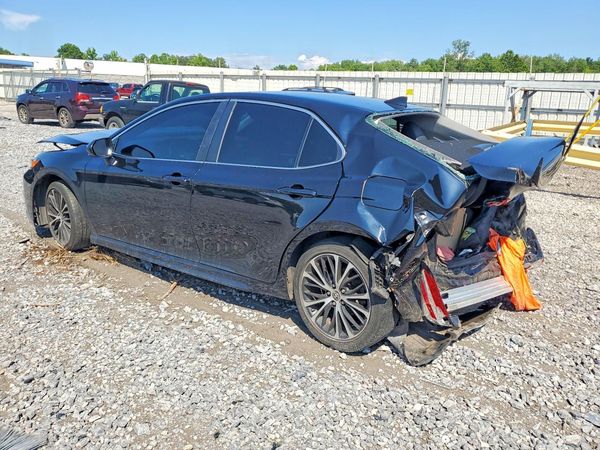 2020 TOYOTA CAMRY