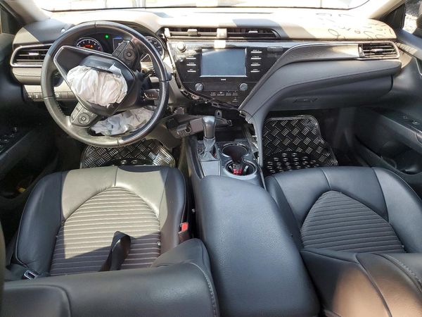 2020 TOYOTA CAMRY