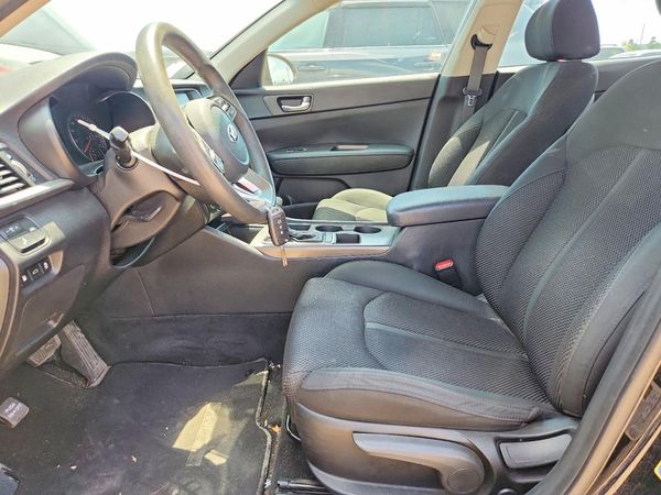 2019 KIA OPTIMA LX, S