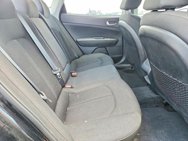 2019 KIA OPTIMA LX, S