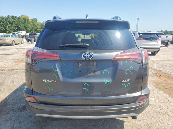 2018 TOYOTA RAV4 Adventure/XLE