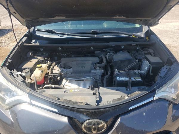 2018 TOYOTA RAV4 Adventure/XLE
